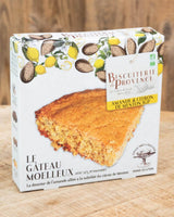 Biscuiterie de Provence Bio Mandelhuchen mit Zitrone auf Tisch gestellt 