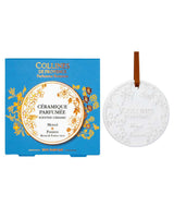 Collines de Provence Duftkeramik Monoi & Passionsfrucht mit floraler Prägung, braunem Aufhängeband und blauer Geschenkverpackung