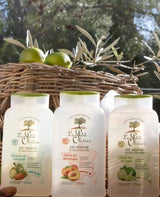 Le Petit Olivier Duschgel Serie mit Bio-Olivenwasser in den Duftrichtungen Mandel, Manosque Pfirsich und Korsische Limette