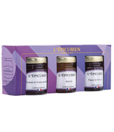 L'Épicurien Geschenkset mit drei Gläsern: Erdbeere & Walderdbeere, Aprikose und Feige aus der Provence in einer violetten Geschenkverpackung.