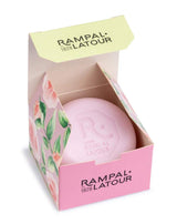 Rampal Latour Seife Rose aus Grasse in geöffneter floral gestalteter Verpackung